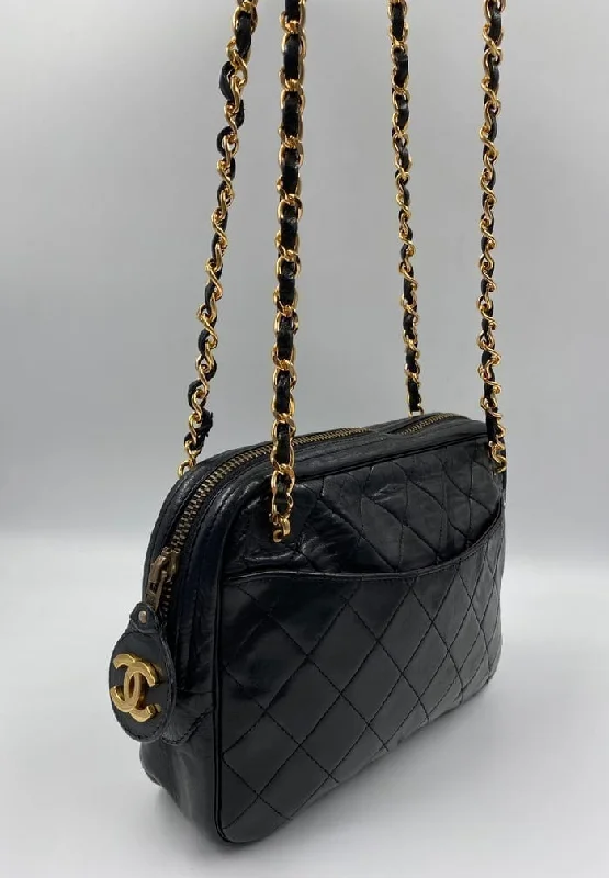 Chanel Classic Flap Bag for Evening PartyChanel Vintage Crossbody bag