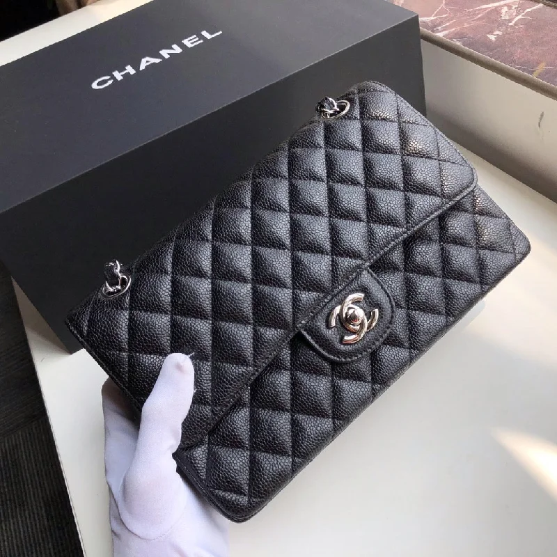 Chanel Handbag with Adjustable Strap for ComfortChanel - Luxury Bag - CHL - 774