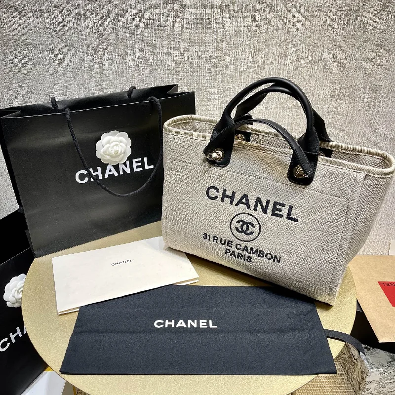 Chanel Handbag with Adjustable Strap for ComfortChanel - Luxury Bag - CHL - 706