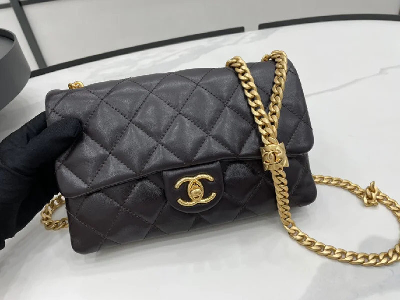 Chanel Black Handbag for Business MeetingsChanel - Luxury Bag - CHL - 625