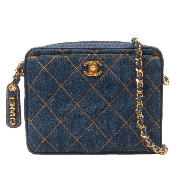 Chanel Quilted Leather Shoulder Bag for FashionistasChanel Around 1997 Made Denim Turn-Lock Mini Chain Bag Indigo