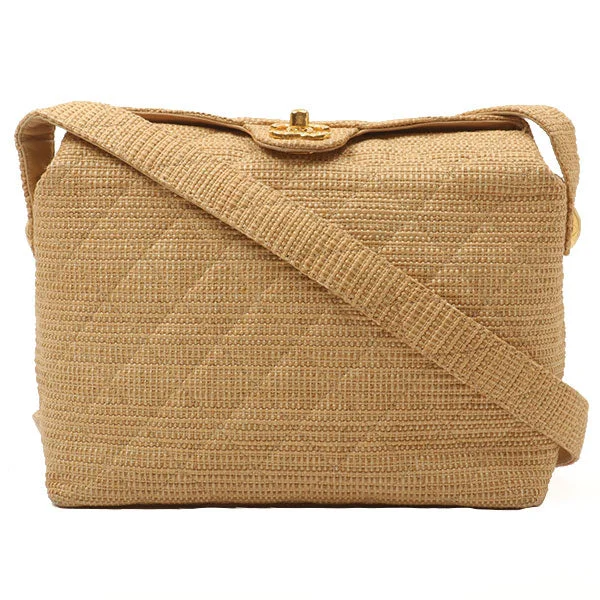 Chanel Lightweight Handbag for Daily ErrandsChanel Around 1992 Made Straw Turn-Lock Shoulder Bag Beige