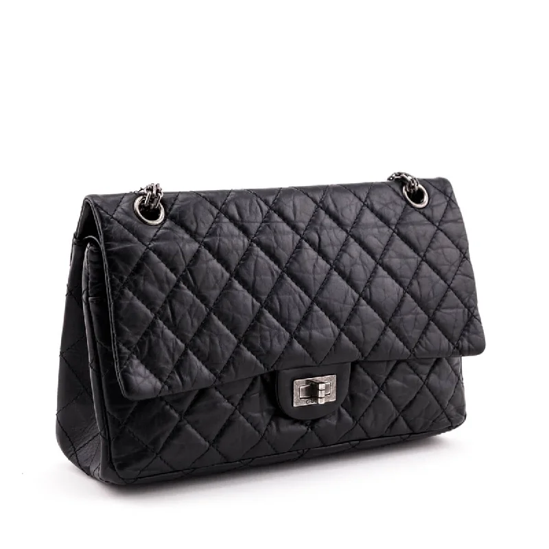 Chanel Designer Handbag with Unique DesignChanel Black Quilted Aged Calfskin 2.55 Reissue 226 Flap Bag