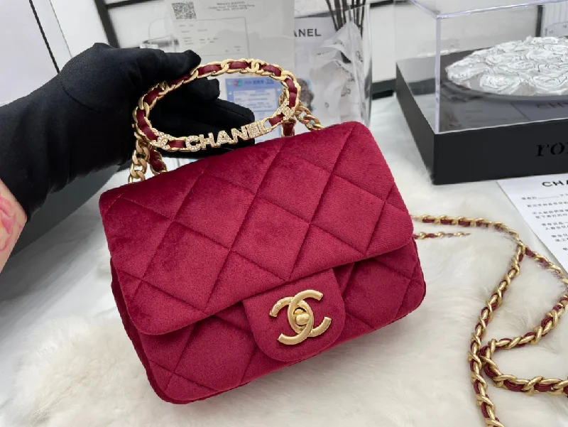 Chanel Handbag with Adjustable Strap for ComfortChanel - Luxury Bag - CHL - 668