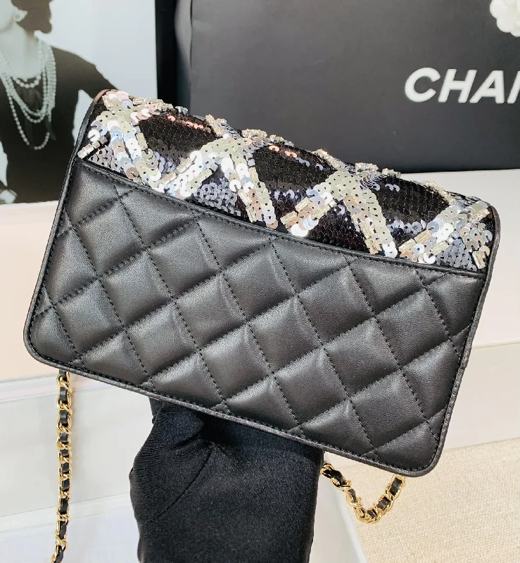 Chanel Limited Edition Handbag for CollectorsChanel - Luxury Bag - CHL - 638