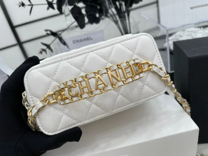 Chanel Lightweight Handbag for Daily ErrandsChanel - Luxury Bag - CHL - 501