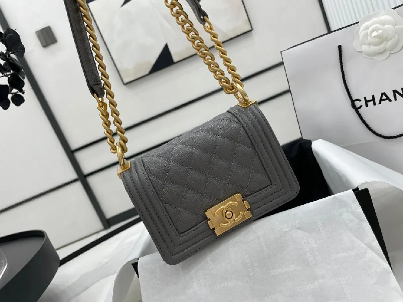 Chanel Medium Tote Bag for Office LadiesChanel - Luxury Bag - CHL - 421