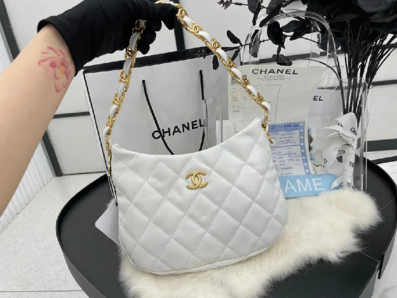 Chanel Handbag with Adjustable Strap for ComfortChanel - Luxury Bag - CHL - 591