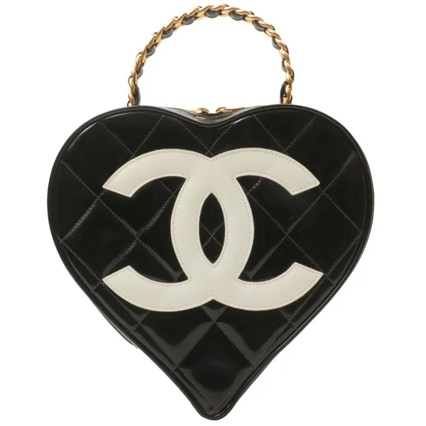 Chanel All - Match Handbag for Versatile StylingChanel Around 1995 Made Patent Heart Cc Mark Stitch Vanity Black