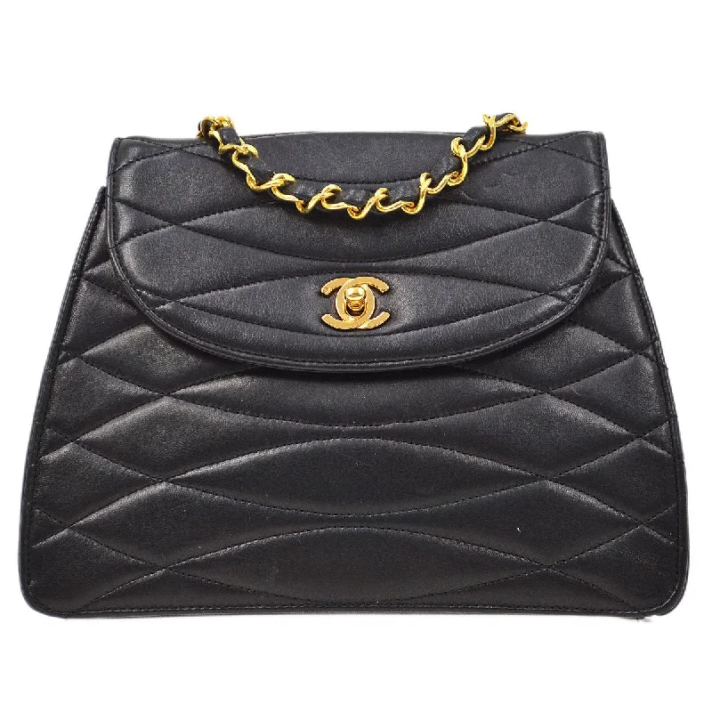 Chanel Medium Tote Bag for Office LadiesCHANEL 1989-1991 Diagonal Round Flap Shoulder Bag Small 20200