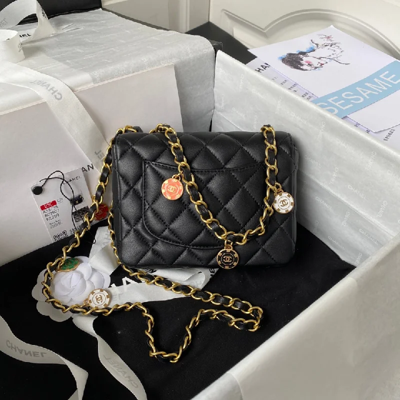 Chanel Lightweight Handbag for Daily ErrandsChanel - Luxury Bag - CHL - 424