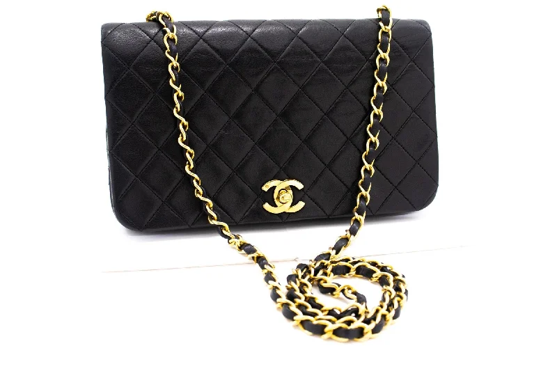 Chanel Chain Strap Handbag for Everyday UseCHANEL Full Flap Chain Shoulder Bag Clutch Black Quilted Lambskin k84