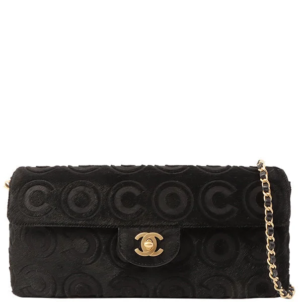 Chanel All - Match Handbag for Versatile StylingChanel Around 2000 Made Unborn Calf Turn-Lock Logo Chain Bag Black