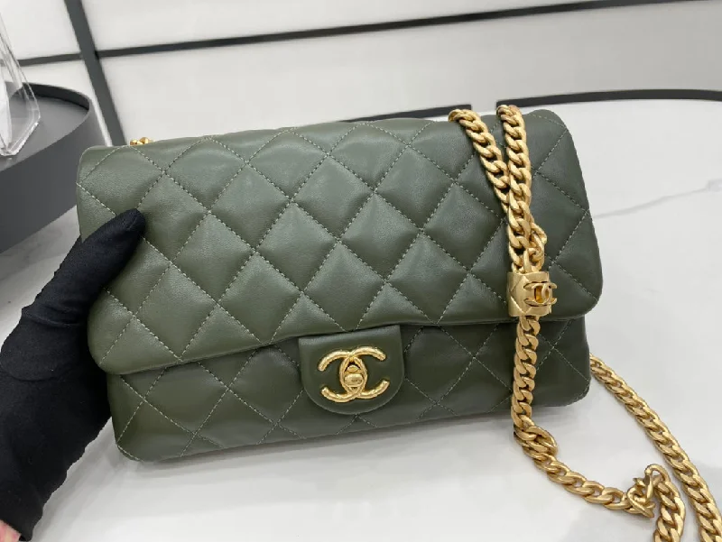 Chanel Vintage Inspired Handbag for Retro LoversChanel - Luxury Bag - CHL - 629