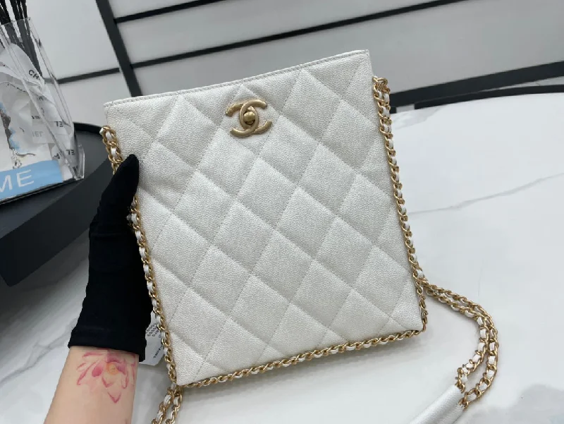 Chanel Medium Tote Bag for Office LadiesChanel - Luxury Bag - CHL - 648