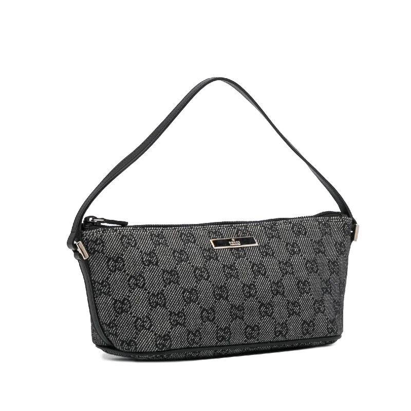 Gucci tote bags for women with a water - resistant coatingGucci GG Canvas Boat (RVglNf)