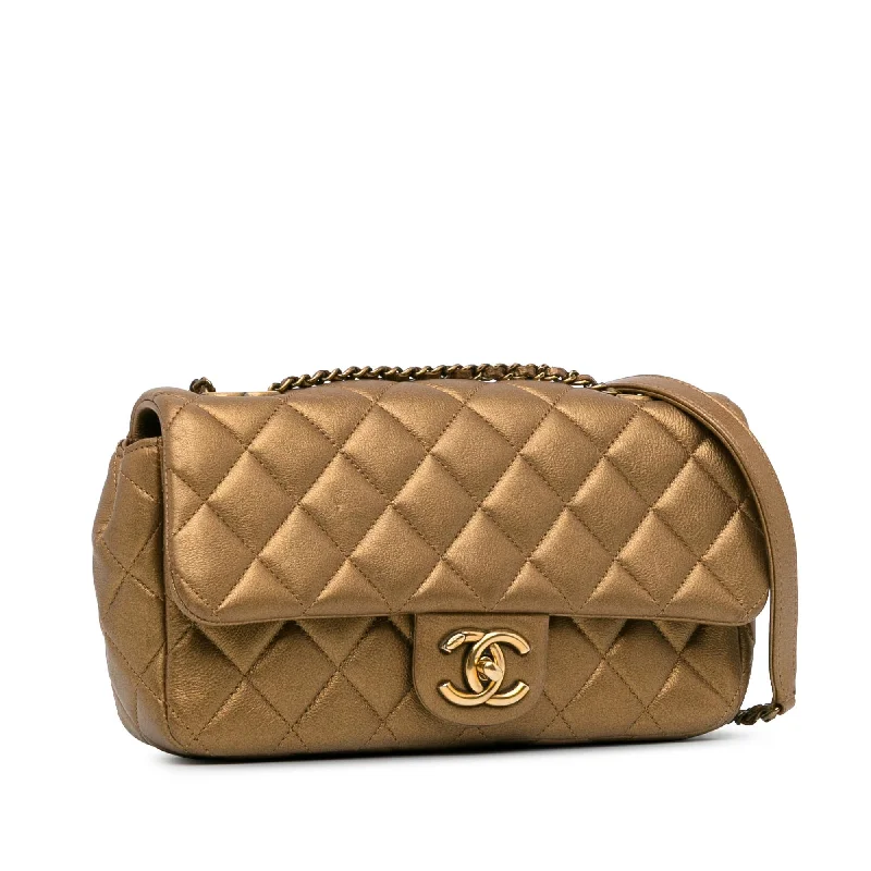 Chanel Classic Flap Bag for Evening PartyChanel Paris-Salzburg Metallic Lambskin CC Eyelet Flap (E5PCT2)