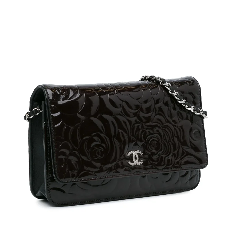 Chanel Luxury Handbag for High - End EventsChanel Patent Camellia Wallet On Chain (s5zcX3)