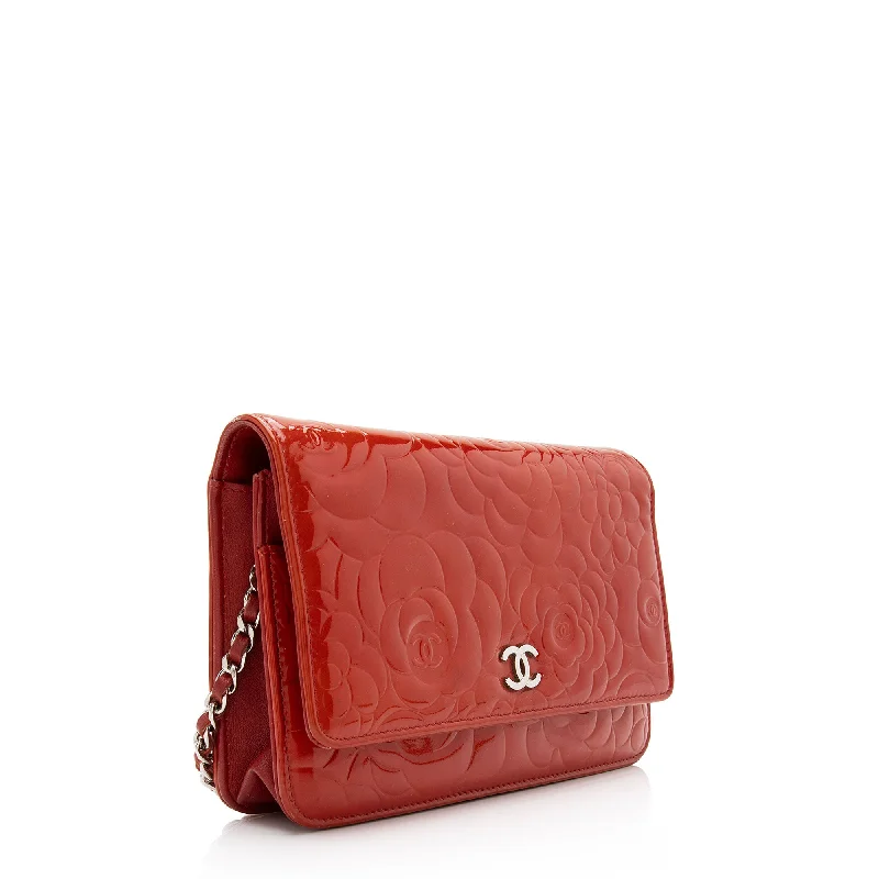 Chanel All - Match Handbag for Versatile StylingChanel Patent Leather Camellia Wallet on Chain Bag (nIpb70)