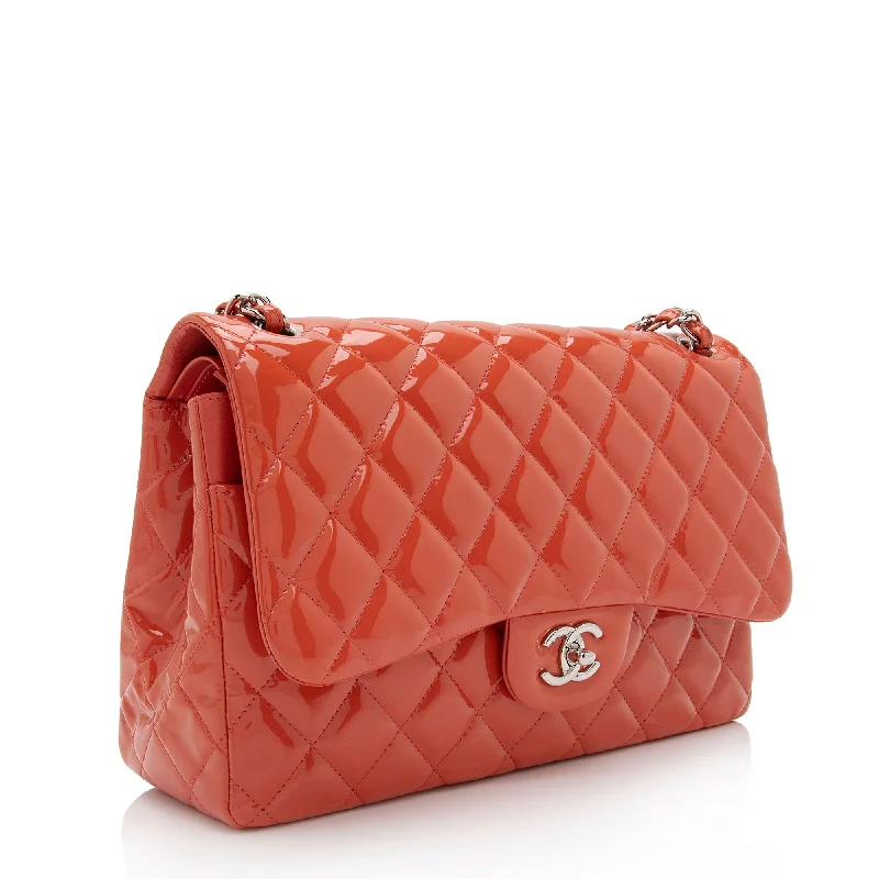 Chanel Quilted Leather Shoulder Bag for FashionistasChanel Patent Leather Classic Jumbo Double Flap Bag (uTsbhj)