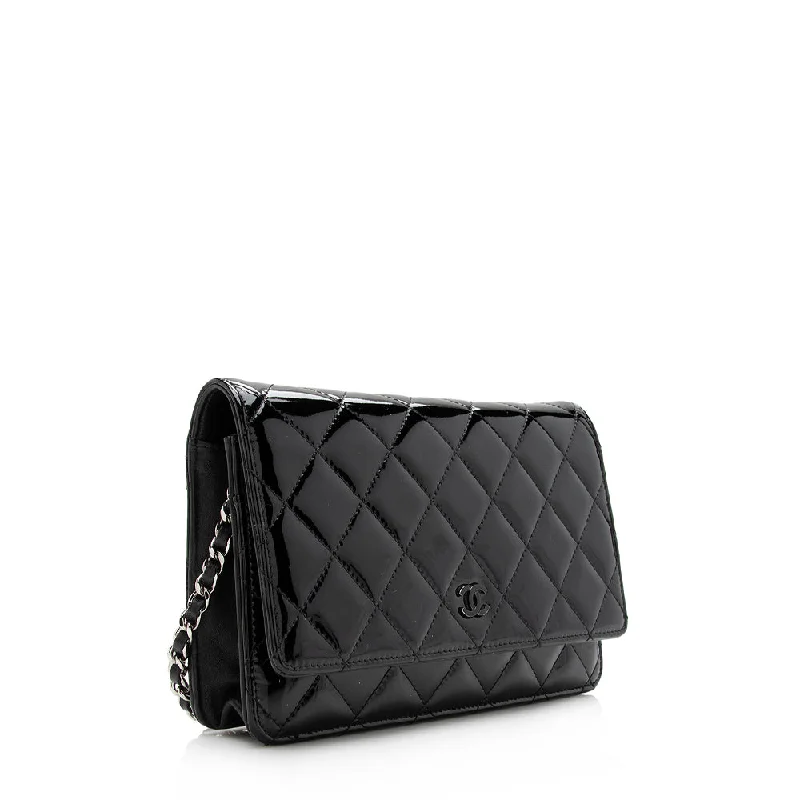 Chanel Handbag with Adjustable Strap for ComfortChanel Patent Leather Classic Wallet on Chain Bag (15594)