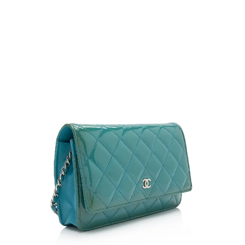 Chanel Quilted Leather Shoulder Bag for FashionistasChanel Patent Leather Classic Wallet on Chain Bag (znDTuZ)