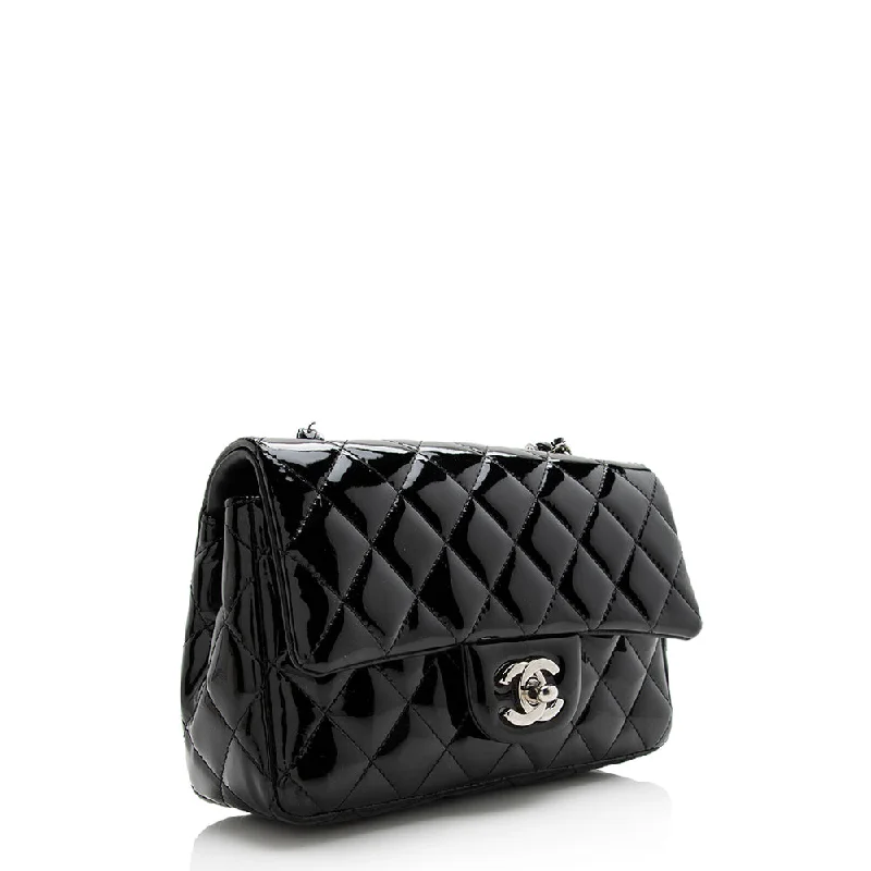 Chanel Lightweight Handbag for Daily ErrandsChanel Patent Leather Rectangular Mini Flap Bag (21763)