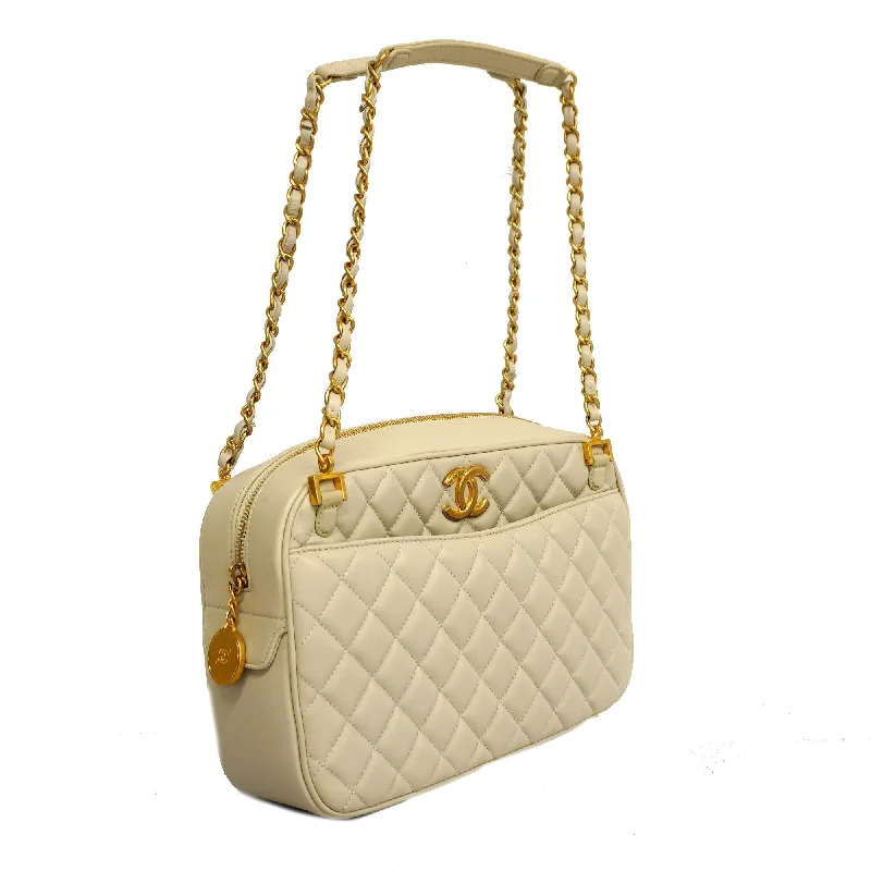 Chanel New Arrival Handbag with Gold HardwareCHANELAuth  Matelasse Chain Shoulder Women's Leather Shoulder Bag Gray