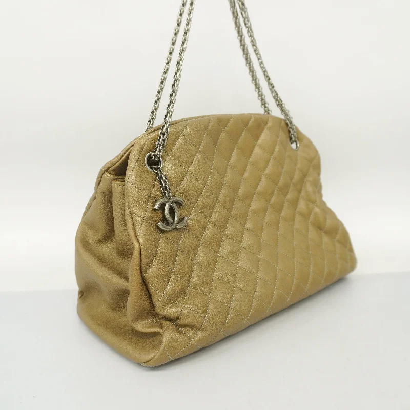 Chanel Luxury Handbag for High - End EventsCHANELAuth  Matelasse Chain Shoulder Women's Leather Shoulder Bag Khaki