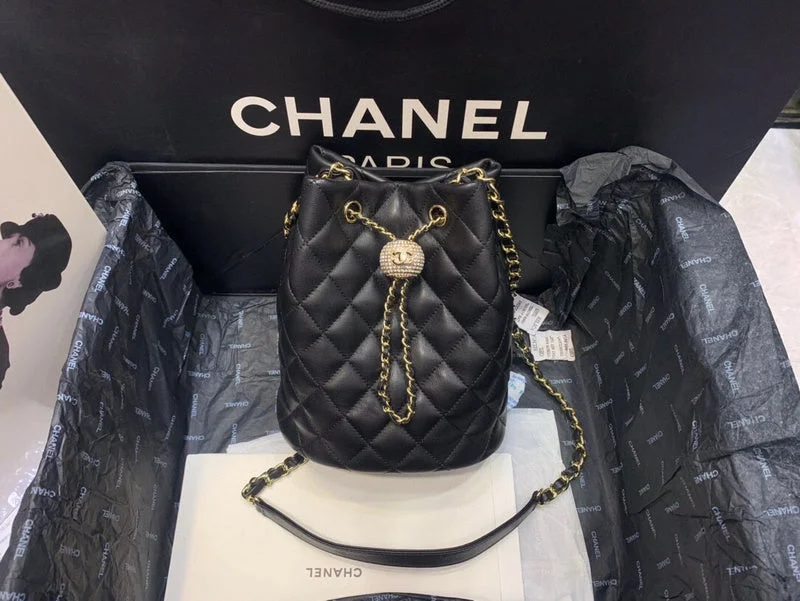 Chanel Handbag with Adjustable Strap for ComfortWF - Chanel Bags - 2798