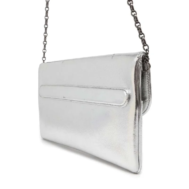 Contemporary Christian Dior handbags with a unique shapeDior Logo ChainClutch Silver Leather