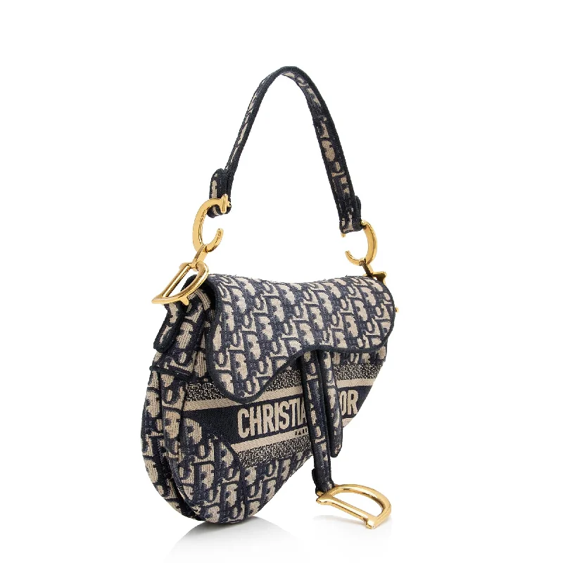 Luxury Christian Dior crossbody bags with a chain - link strapChristian Dior Oblique Saddle Bag