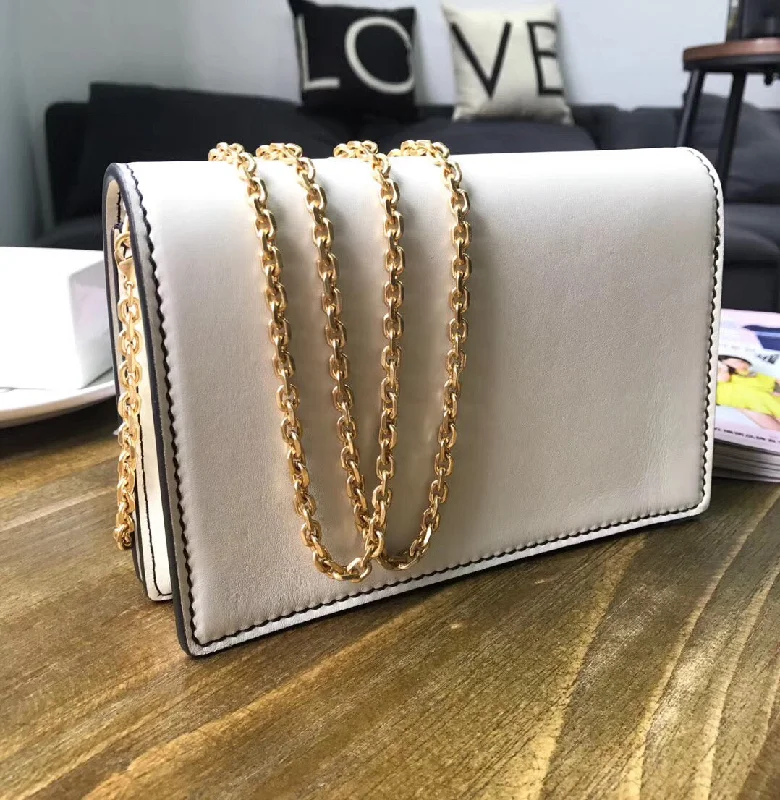 Stylish Christian Dior shoulder bags with a tassel - adorned zipperDior White JAdior Wallet On Chain Pouch