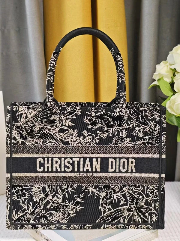 Christian Dior Saddle bags with a distressed leather finishGAK BAGZ - Dior Bags - 1044