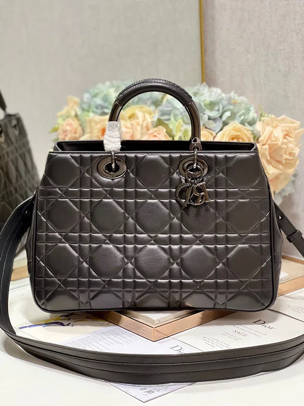 Christian Dior handbags with a back - pocket for quick storageWF - Dior Bags - 341